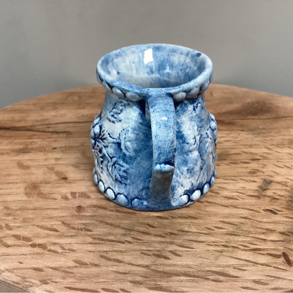 Ceramic Crafted Creamer - Grapes & Vine Themed - Very Nice & Very Unique - Picture 3 of 13